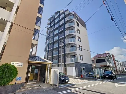 レジデンス神戸大倉山グルーブ【1階】の外観