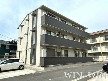 グランヴェルジェ芦原【3階】の外観