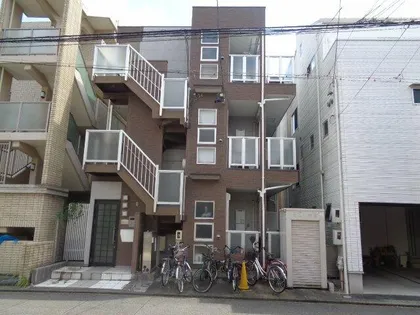 クラウド9コウウン【2階】の外観