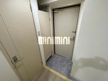 セレッソ千成【1階】の玄関