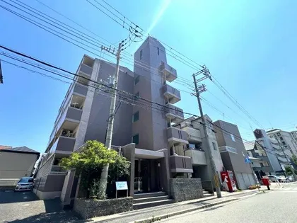 グランドール西岡本【5階】の外観