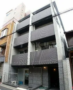 グランコスモ今出川【2階】の外観