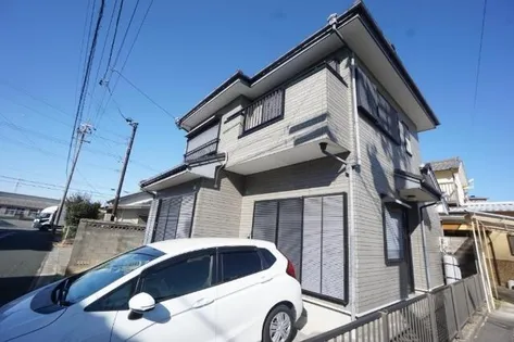 愛知県豊川市川花町2丁目【一戸建】の外観