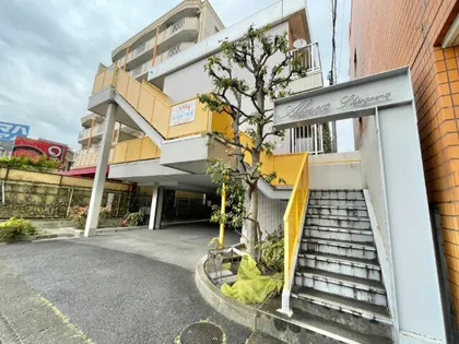 アネックス・シオガマ【2階】の玄関