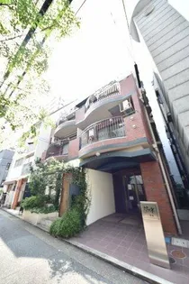 ダフネ二番館【3階】の外観