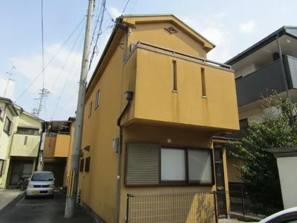 大阪府高槻市塚原5丁目【テラスハウス】の外観