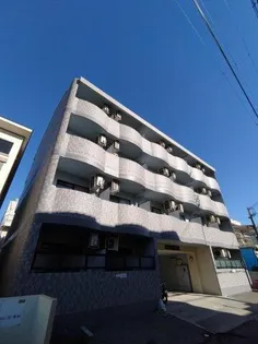 マリンコート高丸【3階】の外観