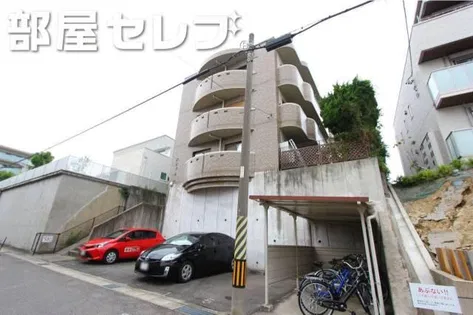 バジェ牛山の画像