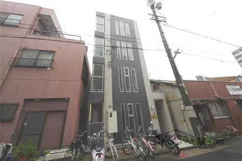 ヴェレーナ大曽根【3階】の外観