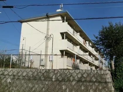 東島マンション【3階】の外観