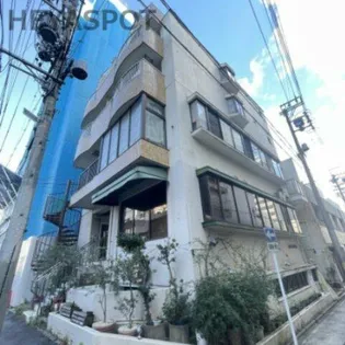 泉グランドビル【4階】の外観