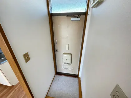 シティハイム南堀越【2階】の玄関