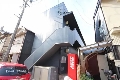 SEED【2階】の外観