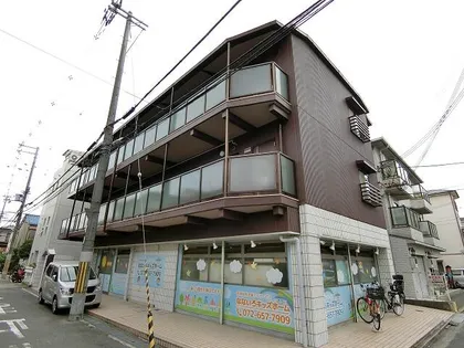 ドゥエルやま【2階】の外観