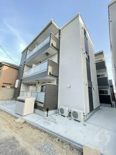 F asecia Velos【3階】の外観