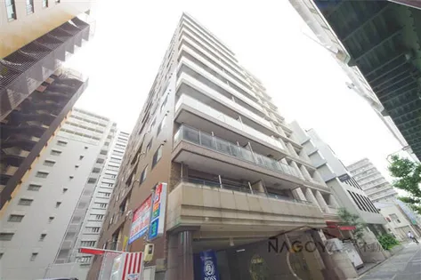 RーCourt泉【2階】の外観