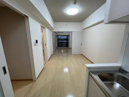 クレスト南小倉【5階】の外観