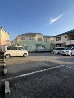 パルティール【1階】の玄関