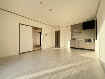 パルティール【1階】の居間