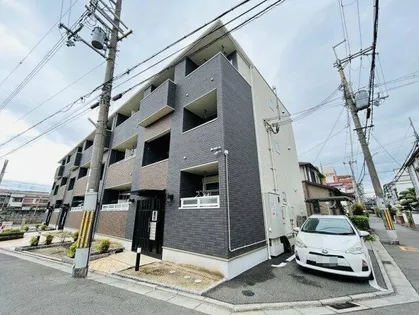 グラディート【3階】の外観