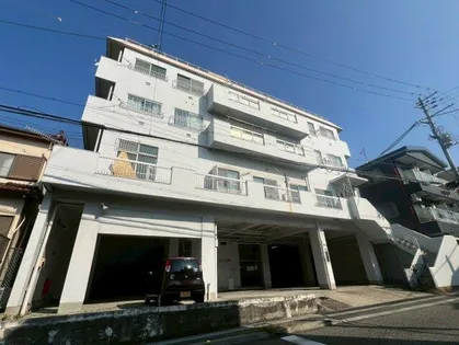 潮見が丘コーポラス【4階】の外観