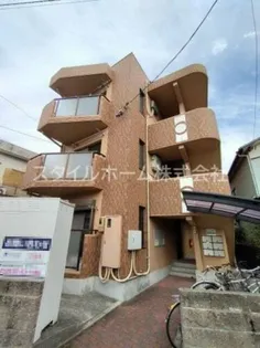 メゾンシャルマンの画像