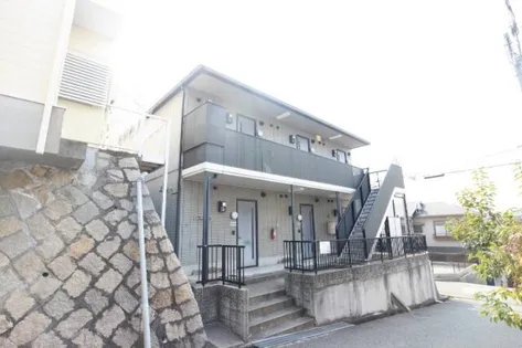 トレヴィ・ハイツ【1階】の外観