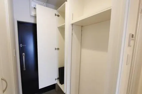 HK2 east【3階】の内装