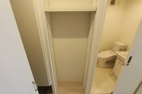 HK2 east【3階】の内装