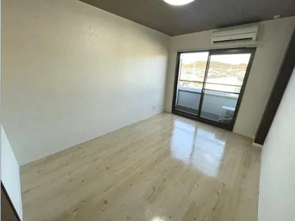 滋賀県湖南市菩提寺西3丁目【マンション】の外観