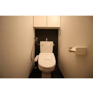 ロイヤルヒルズ【102号室】の内装