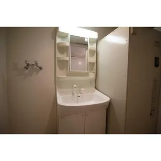 ロイヤルヒルズ【102号室】の内装