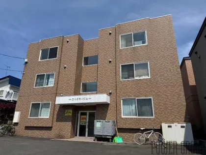 エルミタージュ【2階】の外観