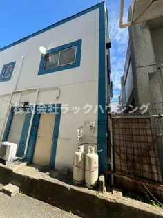 大阪府四條畷市楠公2丁目【テラスハウス】の外観