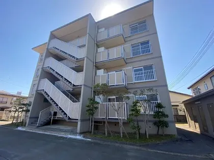 ライフィットコート加広の画像