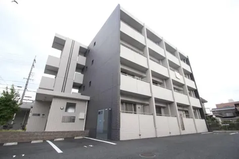 BROWNIE【2階】の外観