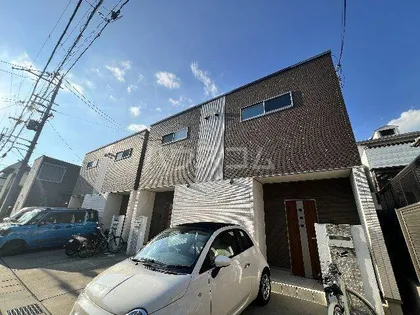 京都府京都市右京区梅津上田町【テラスハウス】の外観