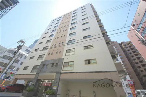 La Douceur伏見【3階】の外観