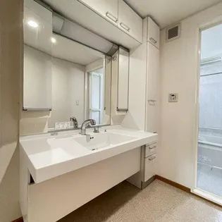 ベアート【2階】の内装