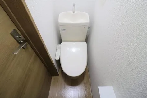 サン・シャイン【2階】の内装