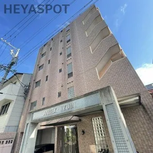 ANNEX・IZUMI【3階】の外観