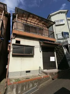 大阪府四條畷市岡山3丁目【テラスハウス】の外観