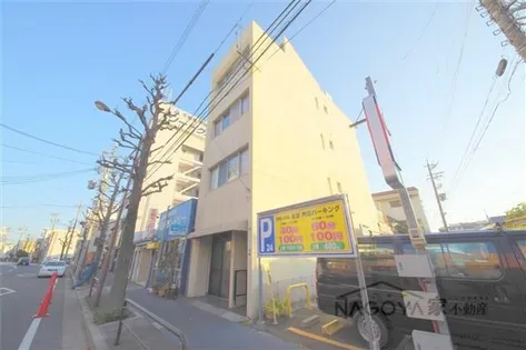 メゾン吾妻【4階】の外観