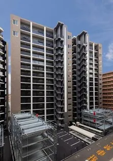 コンプレート金田の画像