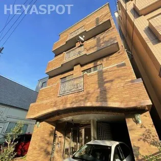 白壁セリーシアビズミームの画像