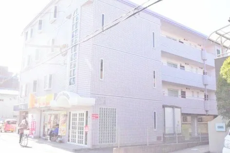 パラストオカザワ【2階】の外観