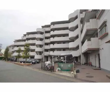 プライム八田【1階】の外観