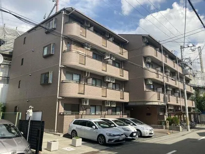 ラ プルミエールの画像