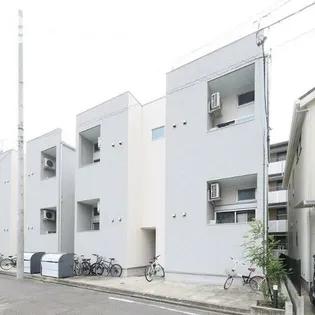 Vadoo【1階】の外観