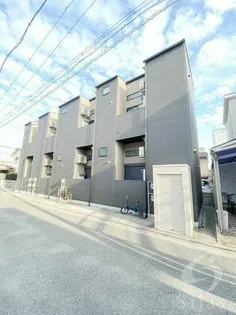 ドメーヌ堺【2階】の外観